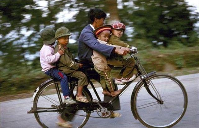 30年前老外用相机记录下了80年代最美的中国