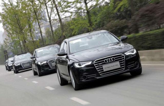 这些豪车在国外接近倒闭, 在国内地位超奔驰