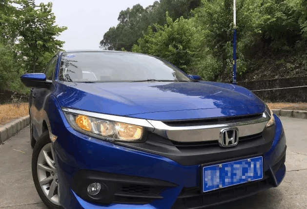 被某车评人吐槽的思域1.0T有多不堪