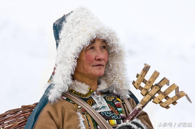 外蒙古的西北有块中国飞地,叫唐努乌梁海,这里