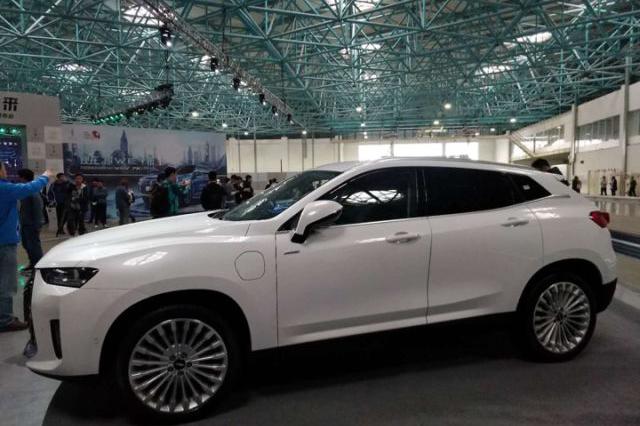 当今国产最顶端混动SUV来了！安全爆表，堪称“颜值帝”！