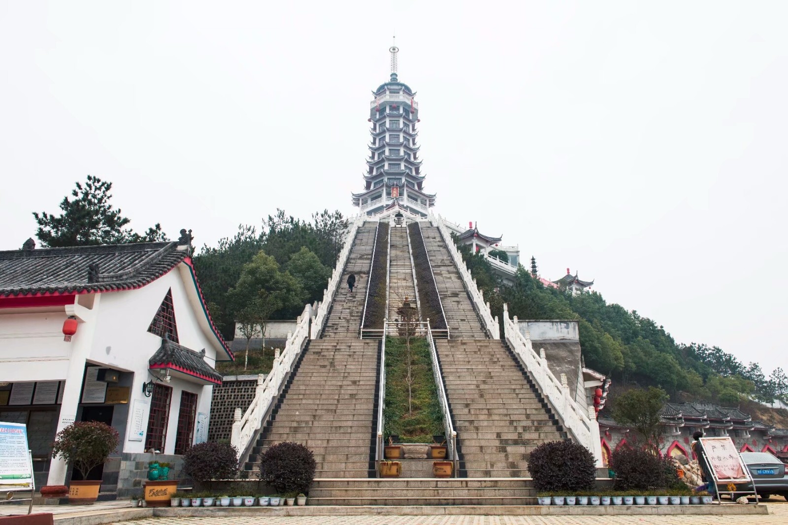 陕西汉中南郑县开明寺万佛塔