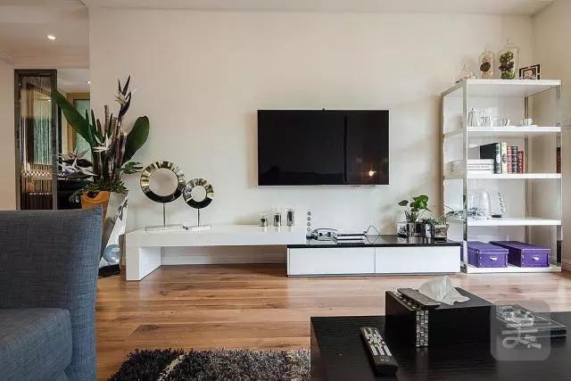 田园风这些看久了会审美疲劳,思来想去最后决定装现代简约风,居家追求