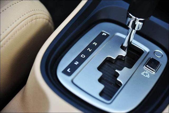 自动挡档位上的“英文”到底是啥意思? 一次性给你说清楚