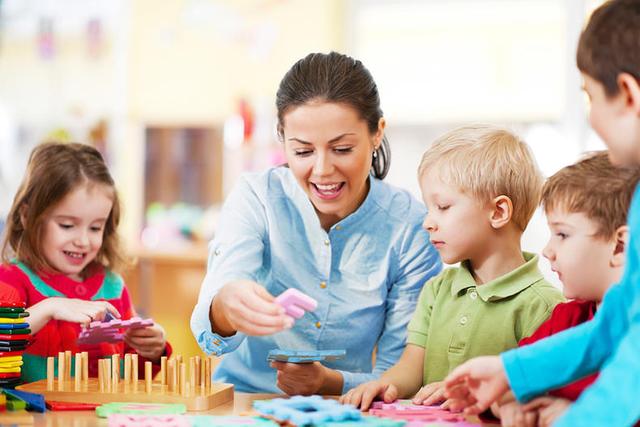 男宝宝最佳入园年龄不是3岁,上小学也不是6岁