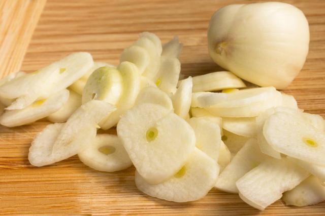 大蒜钓鱼新技巧,20年老钓友教你如何正确使用