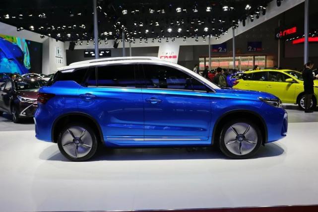 哈弗H6 Coupe与传褀GS4，同搭1.5T双离合，谁更亲民！