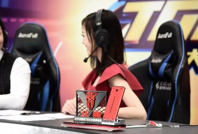 职业手游玩家都用什么手机打比赛?答案揭晓
