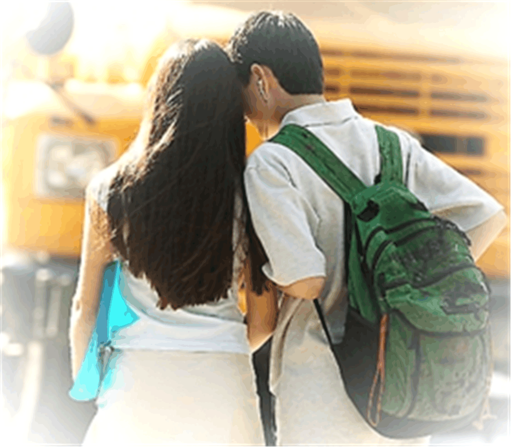 对待孩子早恋家长们是怎么教育的呢? 这句话要