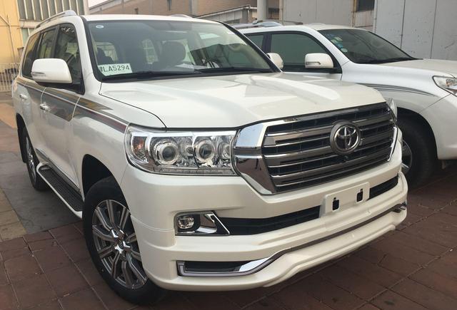 烂路王丰田全新17款兰德酷路泽4000的蠕行模式到底是什么鬼