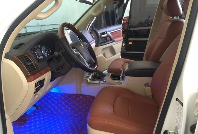 酷路泽也可以有太空舱