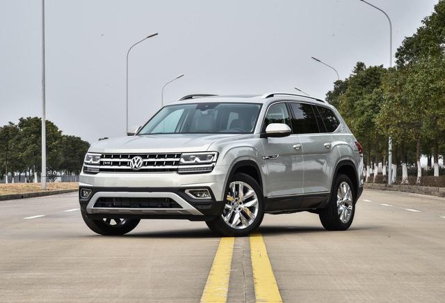 大众推出巨无霸车型，大众途昂超霸气脸型，致敬路虎揽胜