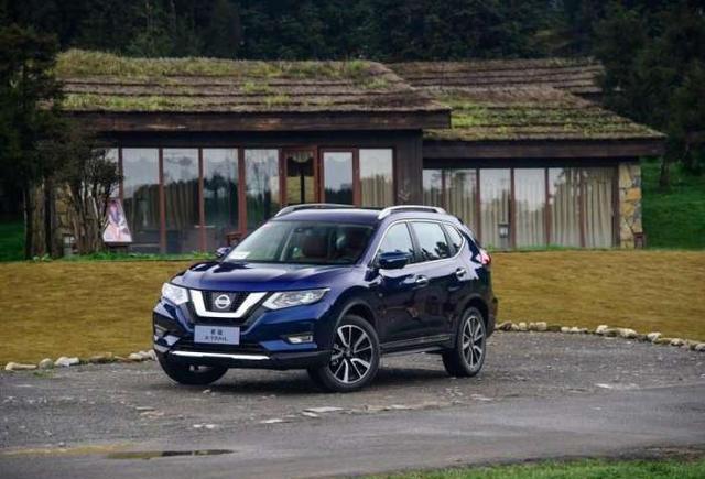 号称20年开不坏的合资SUV, 百公里油耗7L