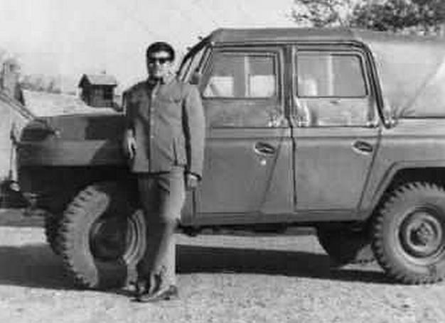 年轻时候的他打下了年利润上亿的公司，现在他的生活是怎样？