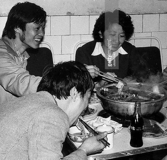 美国人拍摄的1986年中国老照片: 想不到86年的中国是这样子!