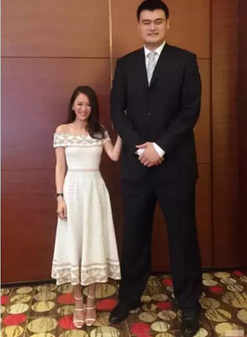 姚明女儿身高图片