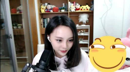 星秀主播集梦包包被捧成超级网红