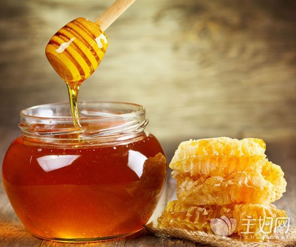 脸过敏可以敷蜂蜜的吗 皮肤过敏缓解治疗小妙