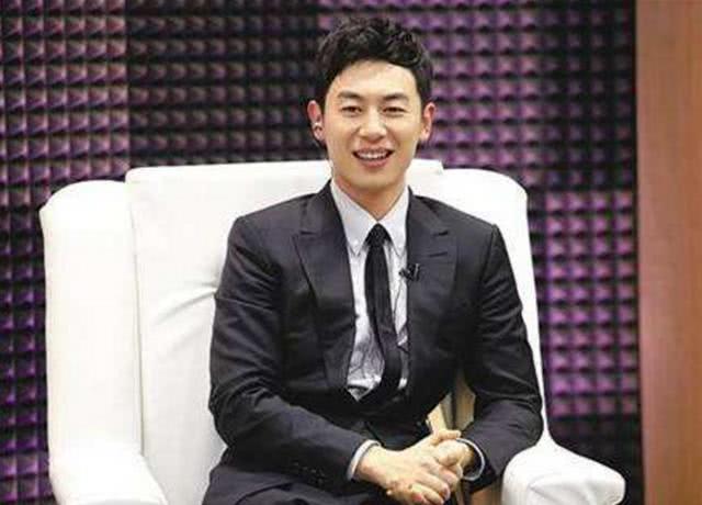 沈佳妮长相寡淡图片