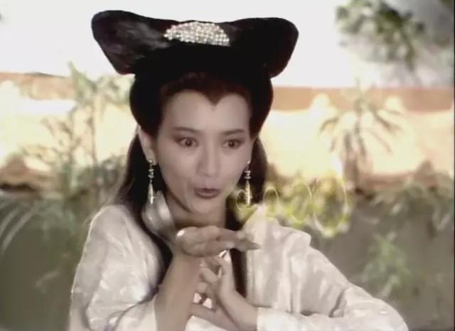 新白娘子传奇里的特效, 胡媚娘让人心疼, 小青的