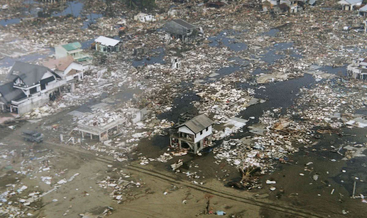 印尼2004年强震致印度洋海啸:波及13国 至少22万人丧生