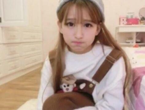 快手网红真实年龄多大炫迈太稚嫩,她的年龄让