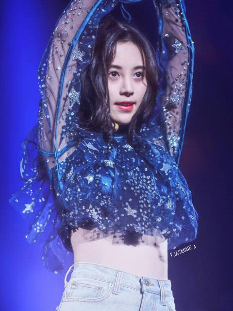 鞠婧祎最舍不得删的5张照片,图3曾是多少人的