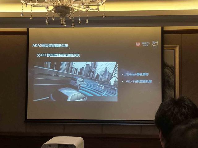 桂林山水下,感受秦Pro燃油版与你理解的十万级家轿的代沟