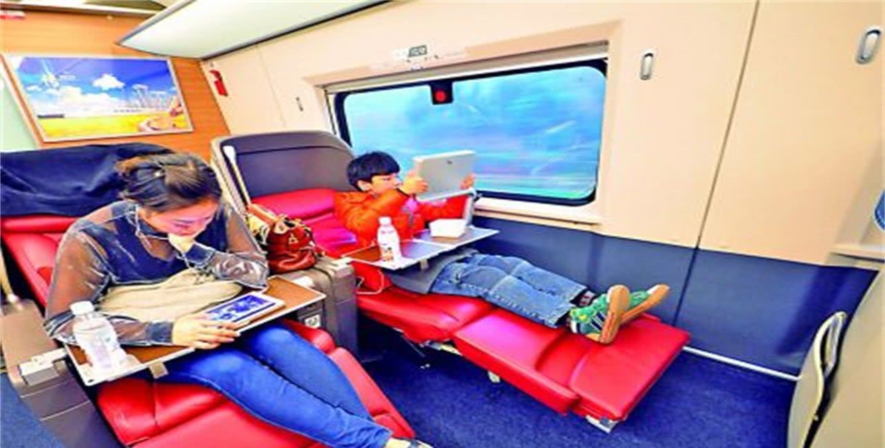 为什么更愿意坐10和小时动车,也不愿意坐飞机