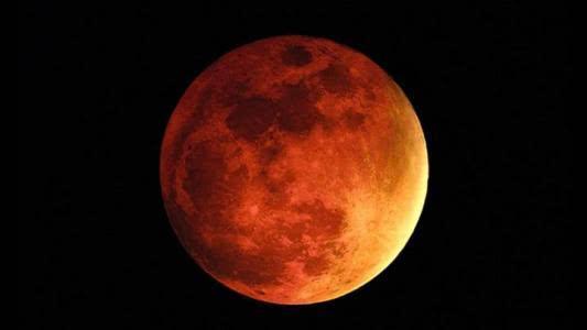 最早地球和金星火星一样充满二氧化碳,但因一