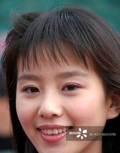 明星十几年前的图片存货就有了,视觉中国真是一个神奇