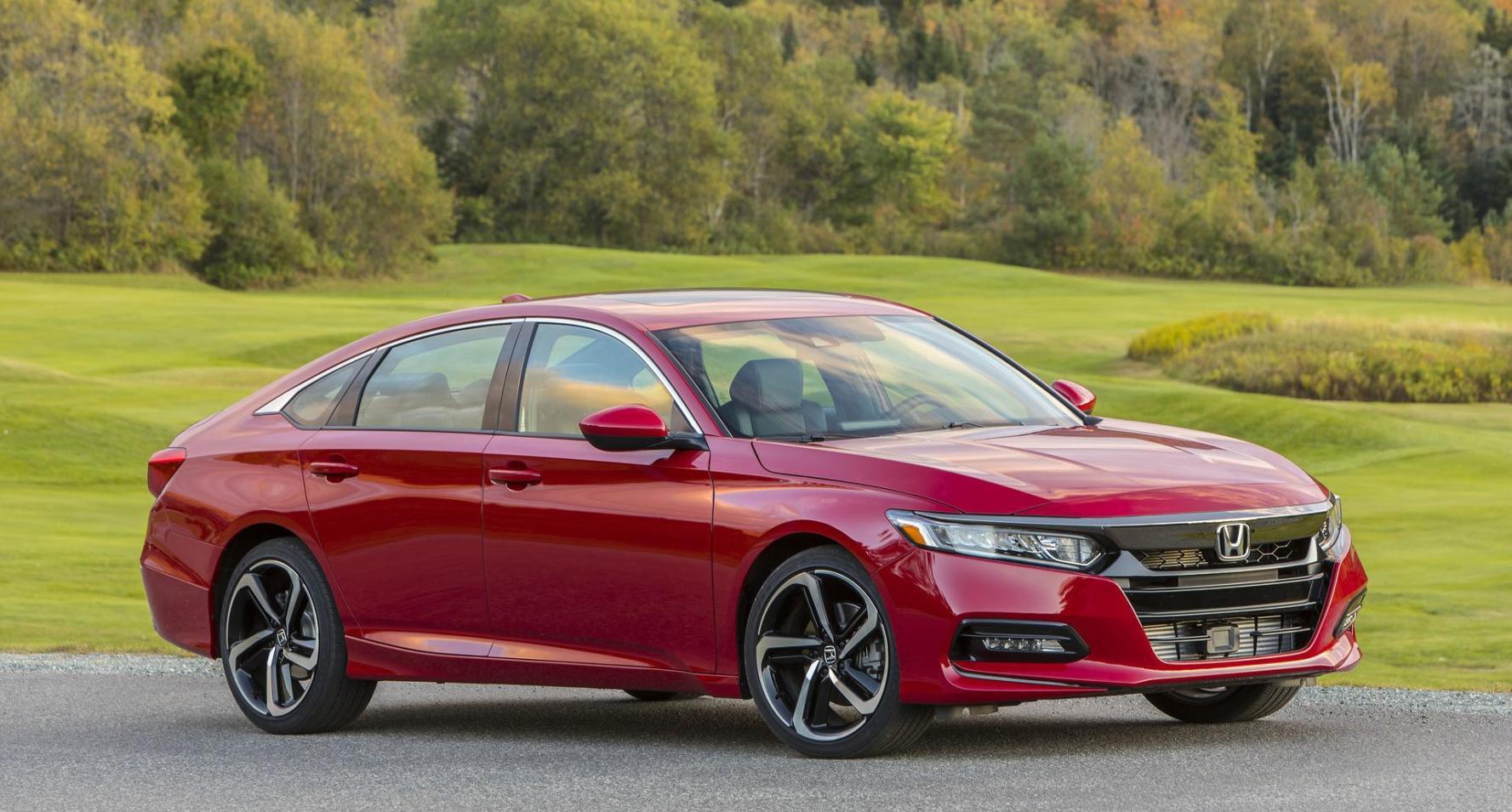 新一代雅阁来了, 轿跑外形配10速变速箱, 完全超越同级对手