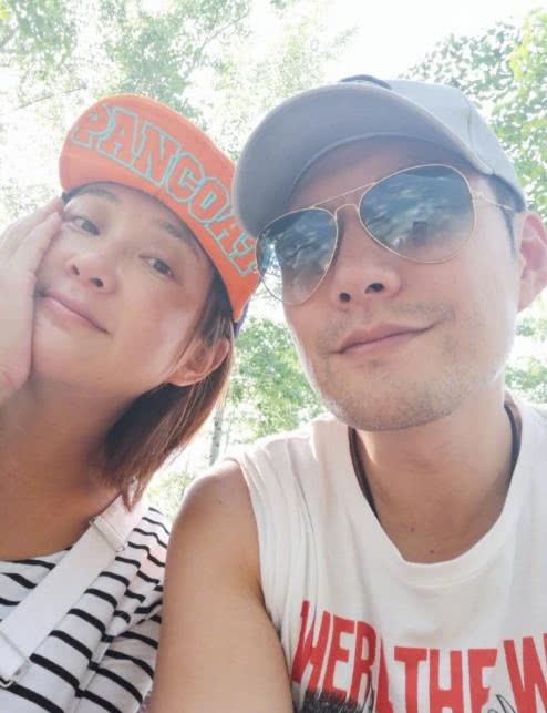 严屹宽晒杜若溪孕照,每天走一万步引热议,他的