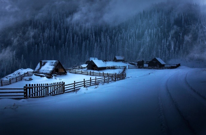 寒灯一点静相照, 风雪打窗冬夜长