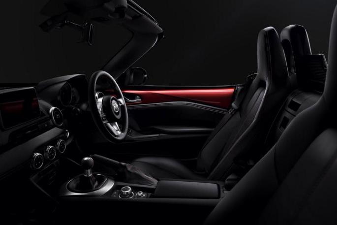 马自达MX-5，最拉风小跑，极速硬顶开闭模式，大众跑车完美诠释