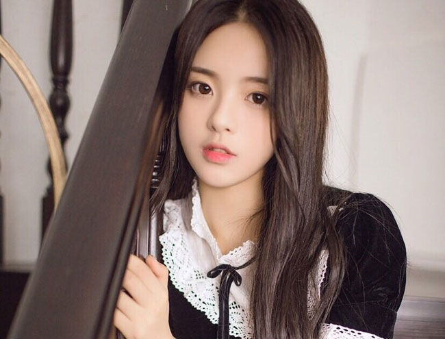 什么都不会的杨超越凭什么拿第三,背景强大到