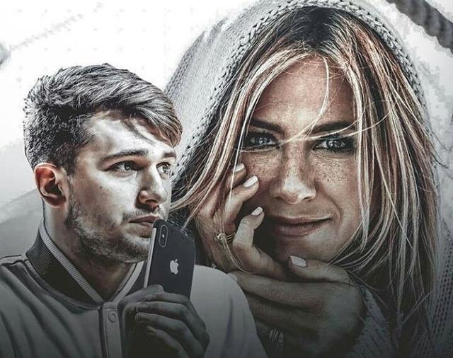 19岁NBA巨星有恋母情结? 发表情强撩50岁女