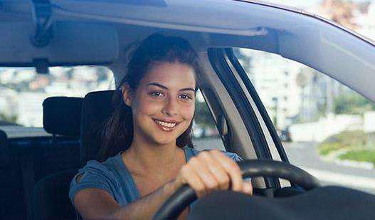 交警正要给你拍照贴罚单时,你还可以这样努力