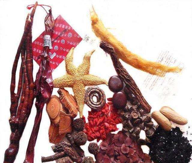 鹿茸枸杞同泡酒, 男人喝了壮如牛, 配方在后面