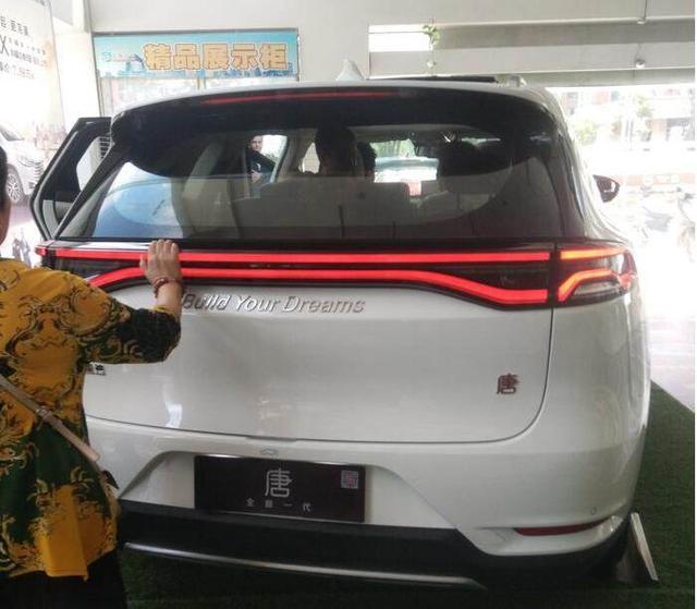 比亚迪全新唐二代售价曝光, 若燃油版七座这个价, 真的会卖脱销!