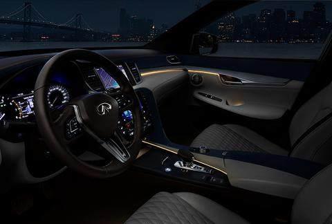 奥迪Q5的劲敌来了！新车颜值高动力足，仅35万凯迪拉克都比不过