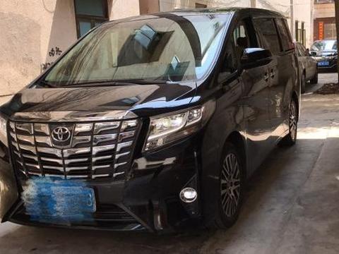 这车长5米重2吨配6缸，在国外20万没人买，国内卖80万却都抢着要