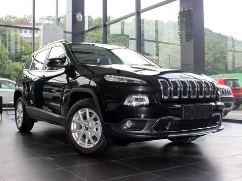 轻奢级中型SUV，从50万降至20万，可以去汉兰达锐界去不了的地方