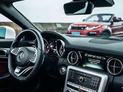 路虎极光敞篷vs奔驰SLC 300：南方的艳阳下