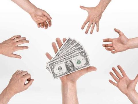 钱就摆在眼前，但就是不拿，汽车品牌里也就它能做到