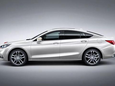 车主说这车比奔驰宝马还豪华！来看看红旗H5是否能干趴合资车