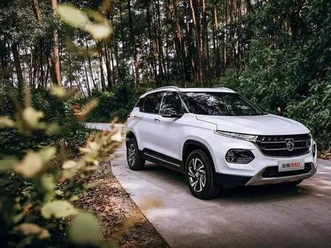 8万内性价比最高的5台国产小型SUV，第一款卖疯了