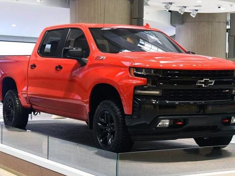 这车外观帅到炸！堪称最凶猛的大皮卡，别说坦途，猛禽都要怕了