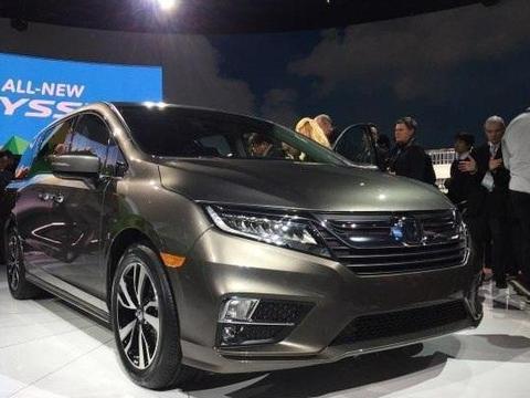 全新奥德赛真让人眼谗，座位随便动，配3.5L+四驱，GL8也心动！