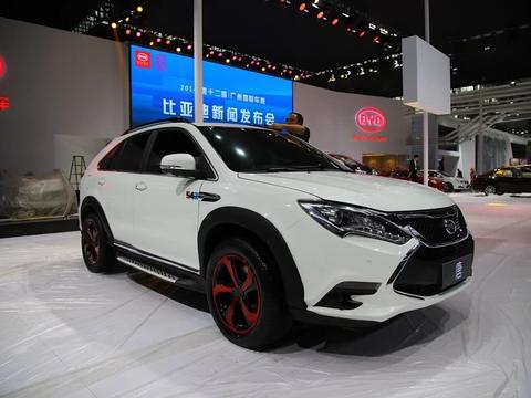 搭载2.0T油耗完全吊打日系车，加速4.9比汉兰达霸气